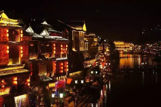 厲害了！觸摸屏公司的現代 loft辦公空間